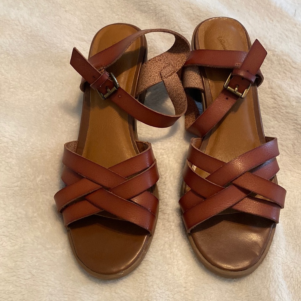 Leather sandals
